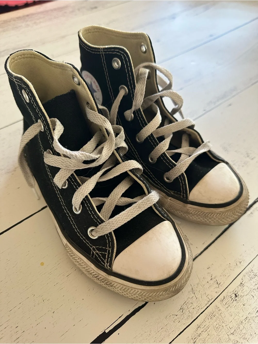 Converse Kids Black & White High Top Sneakers size 1